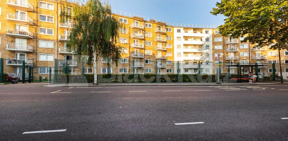 			3 Bedroom, 1 bath, 1 reception Flat			 Bayham Street, Camden / Kings Cross